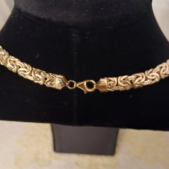 Technibond 16" Graduated Byzantine Link Necklace - Picture 10 of 13